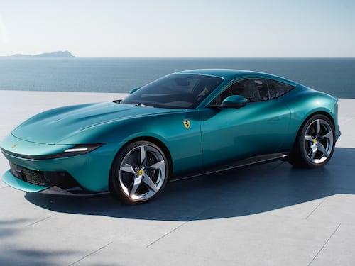Amalfi, la nuova hypercar Ferrari in abito da sera