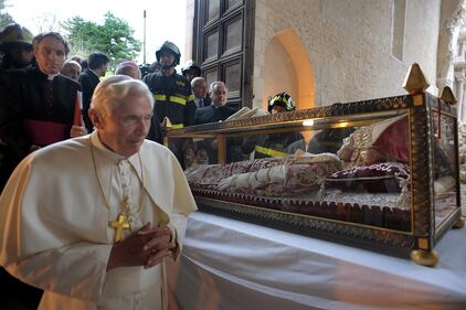 Dimissioni di papa Benedetto XVI 1