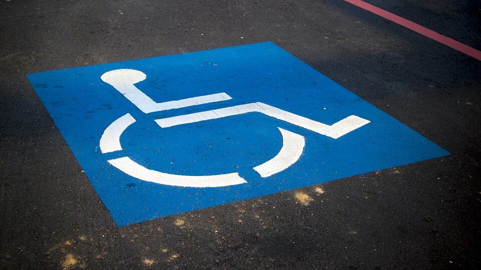 "Tagli all'assistenza per i disabili". Ma la Regione nega tutto