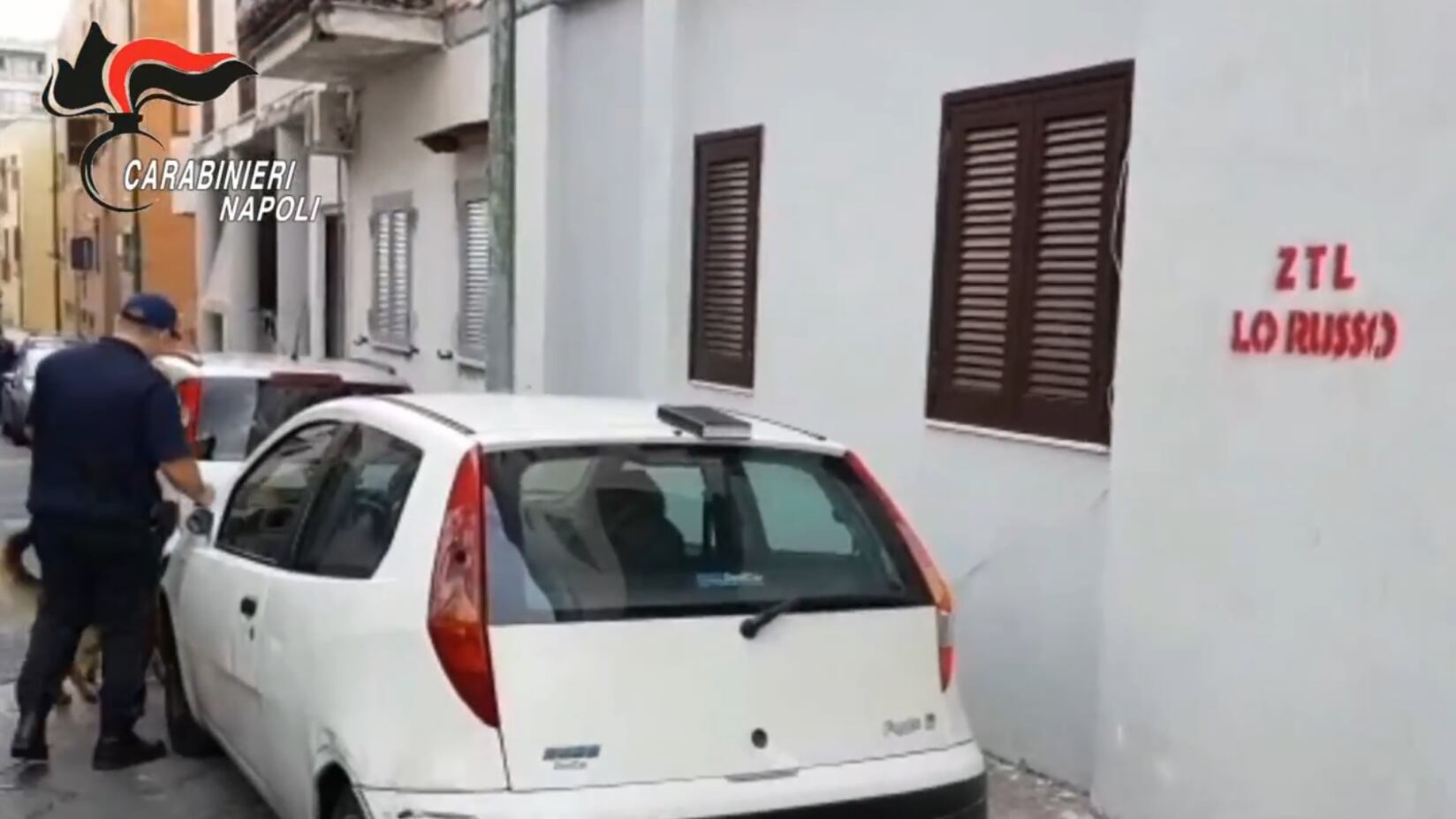"Ztl Lo Russo": lì i carabinieri scoprono l'arsenale della camorra