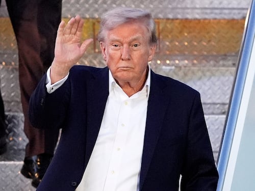 Donald scandisce tempi e ruoli del mondo