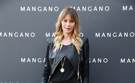 Elenoire Casalegno, topless bollente in spiaggia 4
