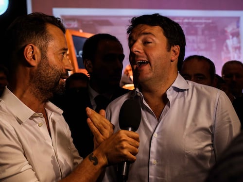 Dalla Leopolda mazzate contro la Cgil: "Lo sciopero aumenta i disoccupati"