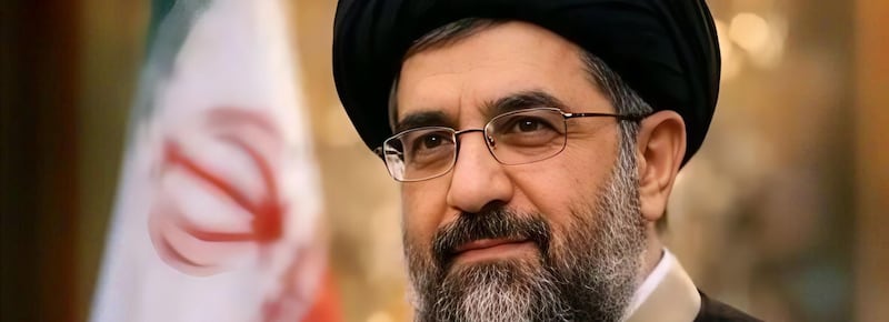 Iran, nuove voci sulla Guida Suprema Mojtaba Khamenei: “Potrebbe essere in punto di morte”