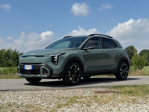 Nuova Kia Stonic: si aggiorna, è ibrida e ancor più completa