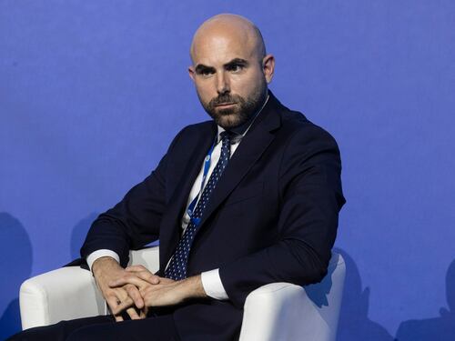 "Buona soluzione sui taxi, ora riforma del settore"