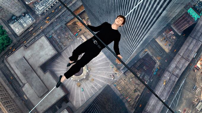 Fa venire le vertigini l'uomo che cammina tra le Torri Gemelle