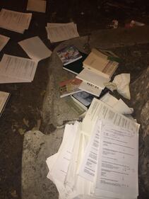 Roma, tesi di laurea buttate nei cassonetti 8