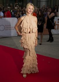 Naomi Watts, raggiante e bellissima per l'apertura del Festival di Toronto 14