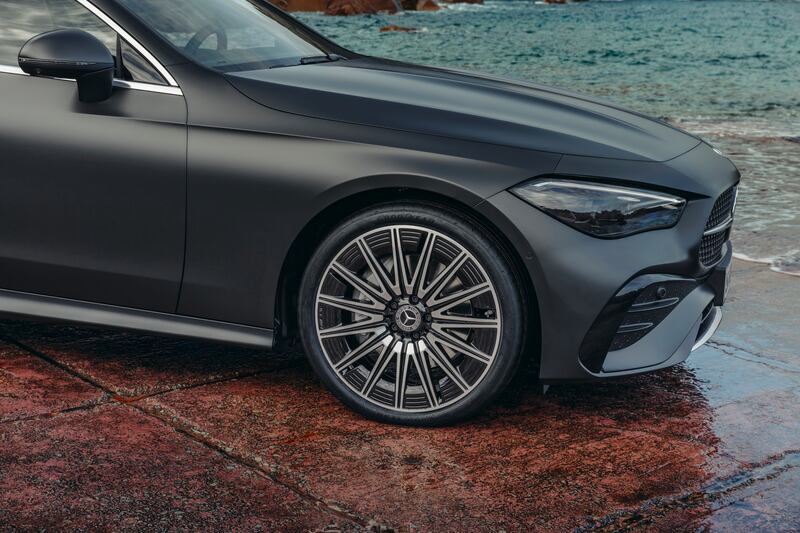 Mercedes CLE 200: la gallery della coupè mild-hybrid benzina 10