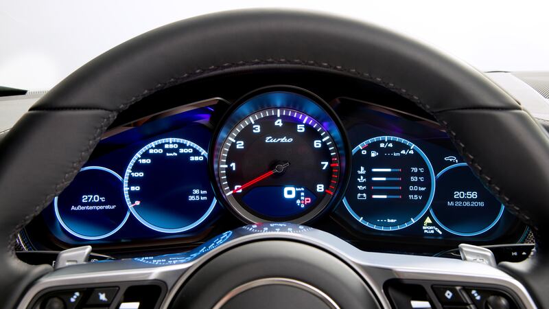 Le immagini della nuova Porsche Panamera 2