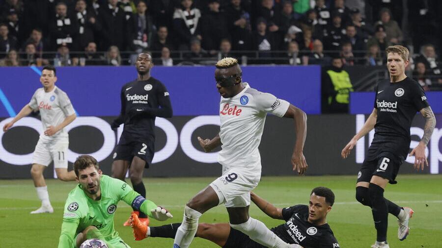 Napoli-Eintracht, chi gioca stasera e dove vederla