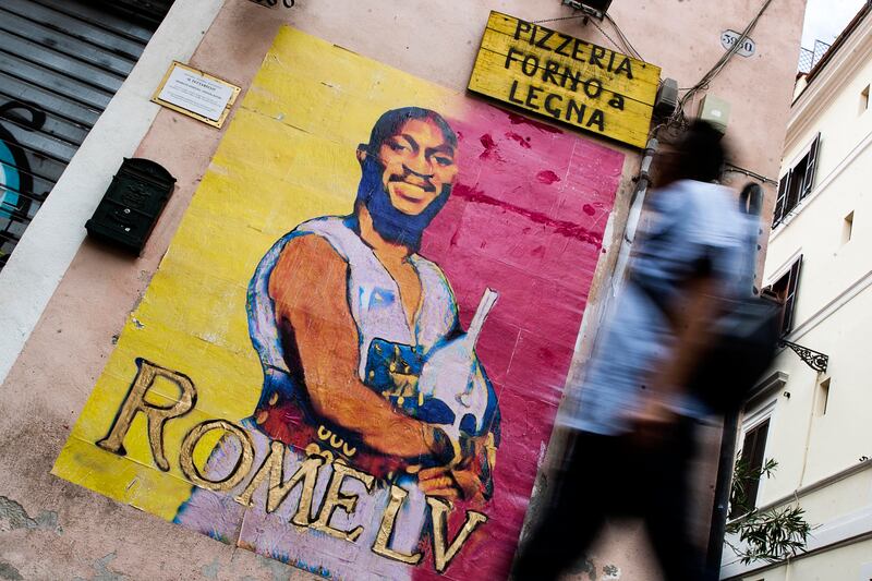 Roma giù pazza per Lukaku, spunta un murale 1