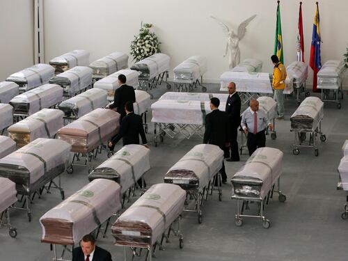 Chapecoense, il ritorno in patria delle salme