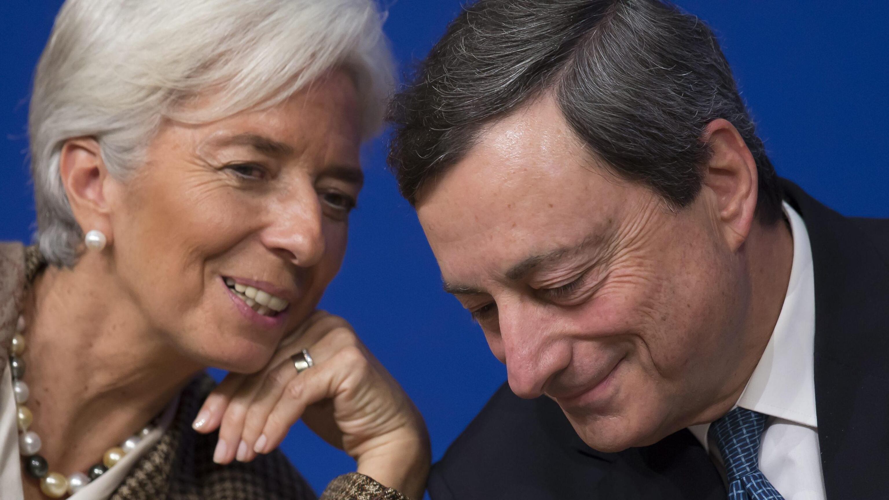 Il Fondo monetario a Draghi: "Compra titoli di Stato"