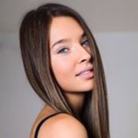 Francesca Valenti ha stregato Cutrone: le foto dell'ex Miss Milano 9