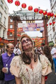 Londra trema per il World Zombie Day 5