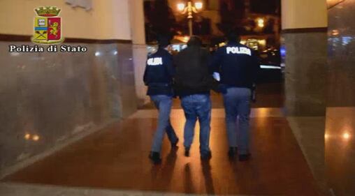 Salerno, arrestato un algerino collegato agli attacchi di Parigi Bruxelles 4