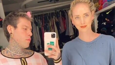 Chiara Ferragni e Fedez scherzano in diretta social: "Cosa ottengo in cambio?"