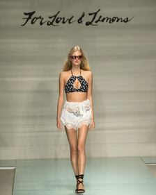 Miami Swim Fashion Week, tante modelle in costume per l'evento clou della moda estiva 13
