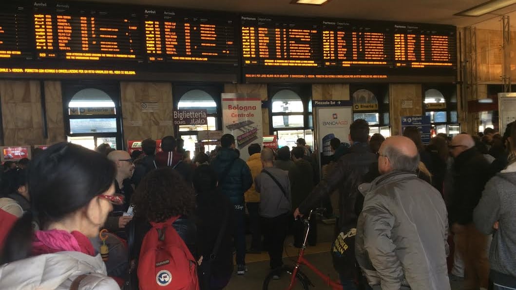 L'ira dei passeggeri: "Un danno enorme all'immagine dell'Italia"