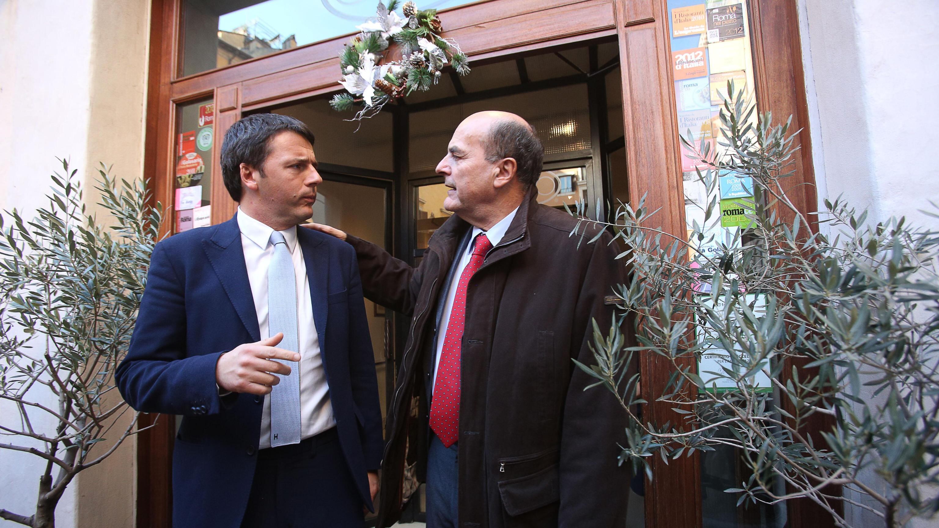 Renzi "seppellisce" Bersani: "Dopo le primarie era spompo"