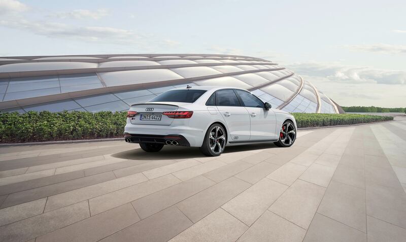 Audi S4 e S5 Black Edition: guarda le foto 8