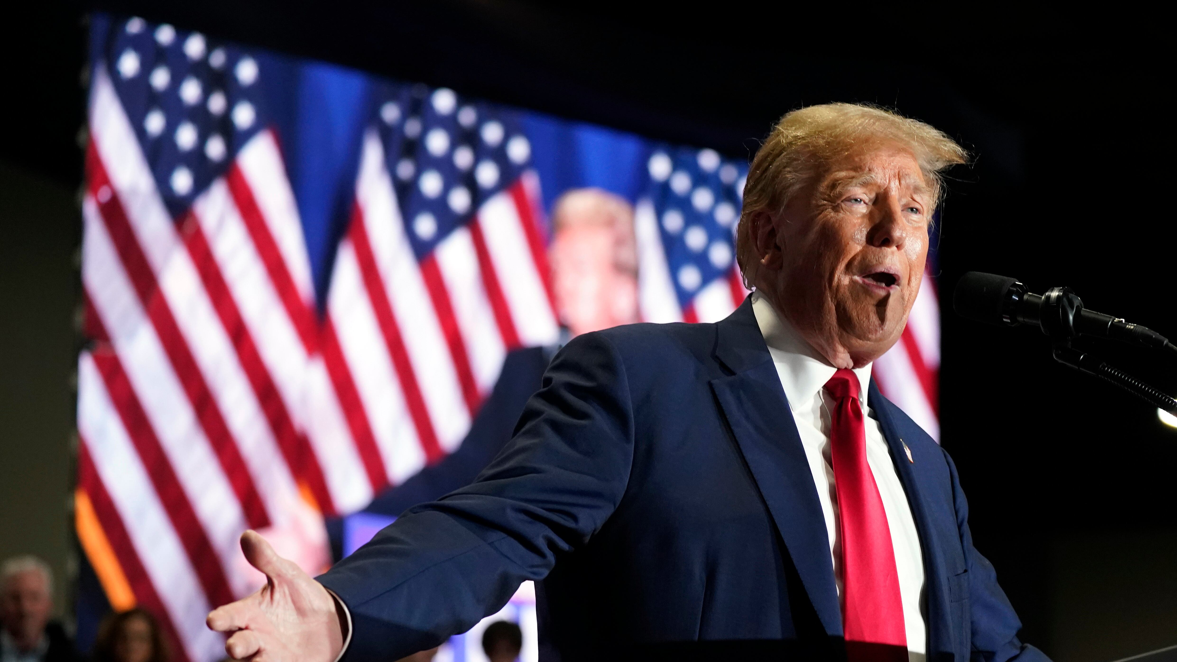Trump domina ovunque alla vigilia del “Super Tuesday”: "Vittoria schiacciante"