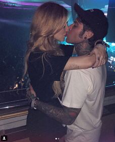 Chiara Ferragni e Fedez, San Valentino al fast food 3