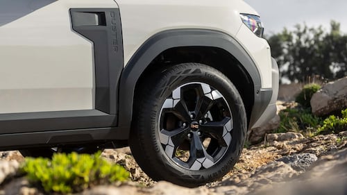 Nuova Dacia Duster 2024, guarda tutte le foto 3