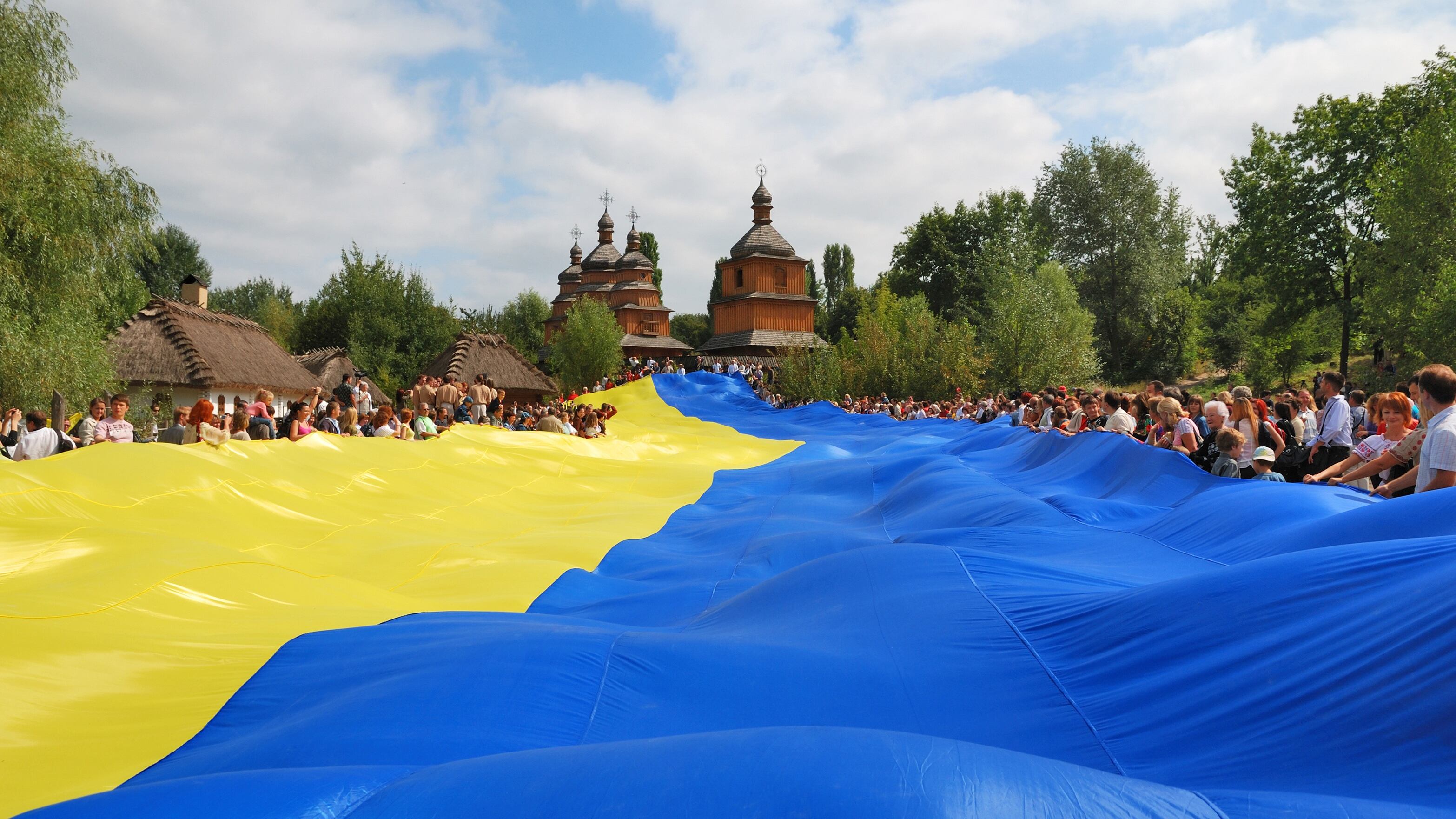 “No alla bandiera dell’Ucraina”. La figuraccia del Torino Pride