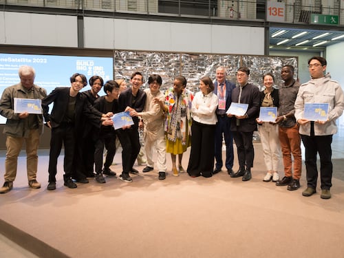 SaloneSatellite Award al collettivo giapponese Honoka