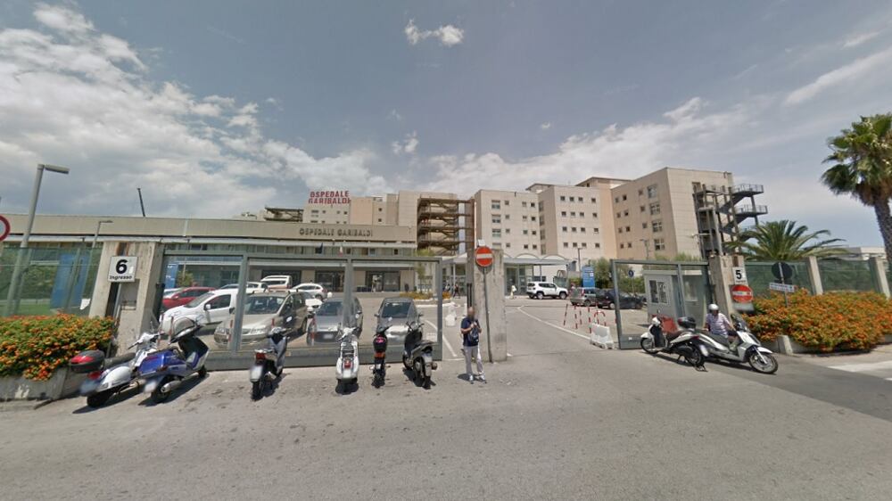Picchiata a morte dal figlio: "Anziana da tempo era vittima di violenze"