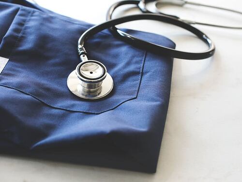 Prostatite batterica, i sintomi da non sottovalutare