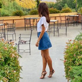 Thessa si prende la scena su Instagram 12