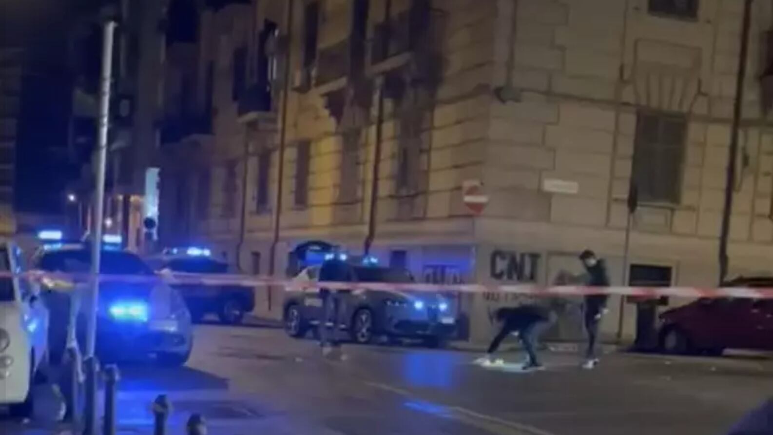 Colpo di fucile nella notte a Palermo, donna colpita per errore: arrestato il responsabile