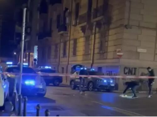 Colpo di fucile nella notte a Palermo, donna colpita per errore: arrestato il responsabile