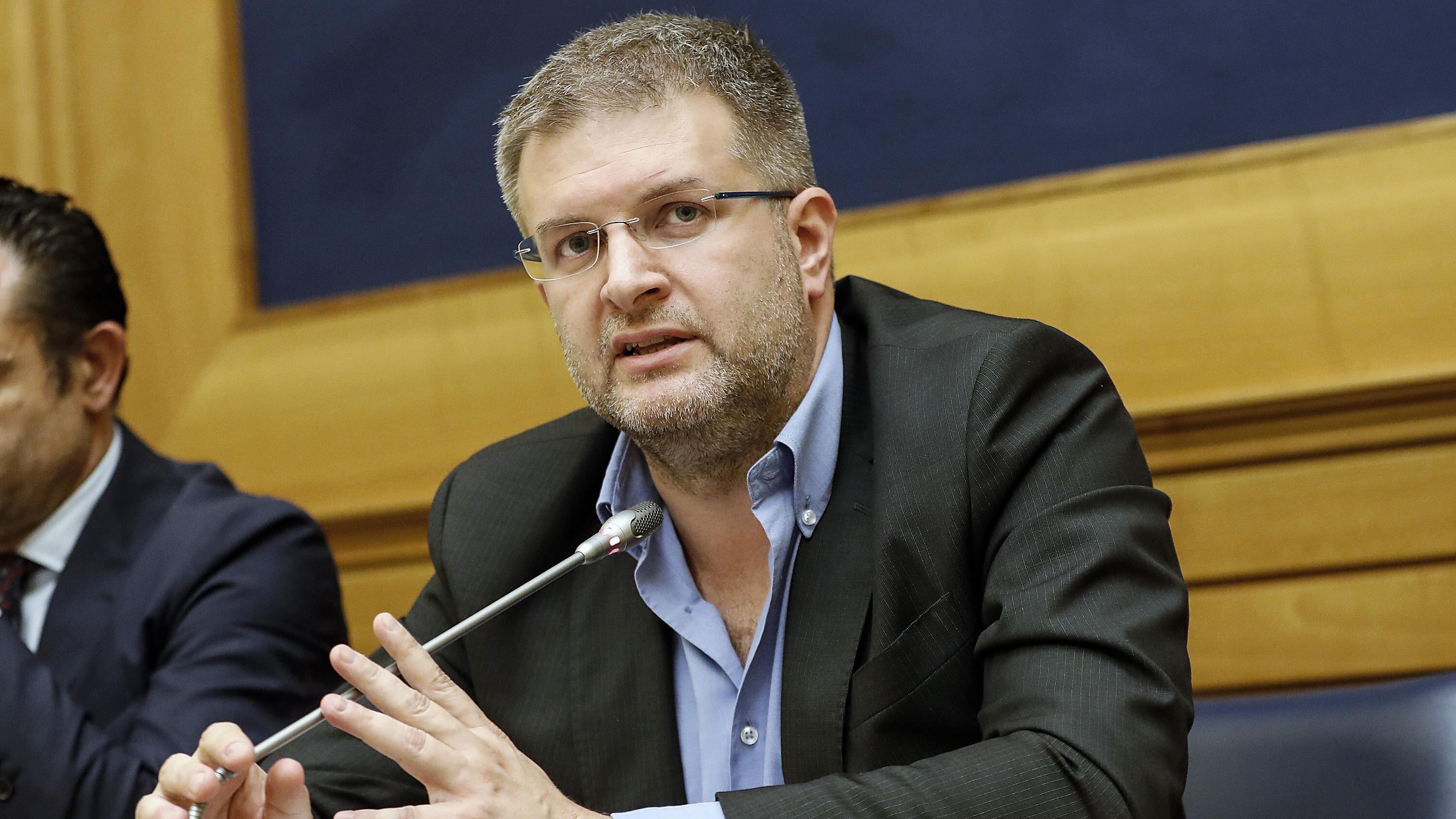 Fidanza su Report: "Intervista vecchia e pure tagliata"