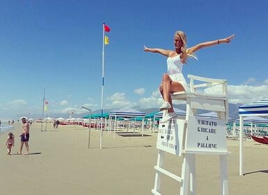 Mercedesz Henger, costume hot su Instagram 49
