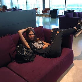 Bianca Balti, asciugamano sexy al mare 30