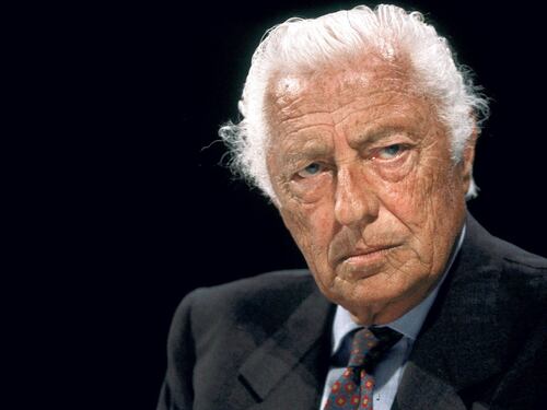 Gianni Agnelli nel 1985: "La Juventus non si lamenta dei rigore, è da provinciali"