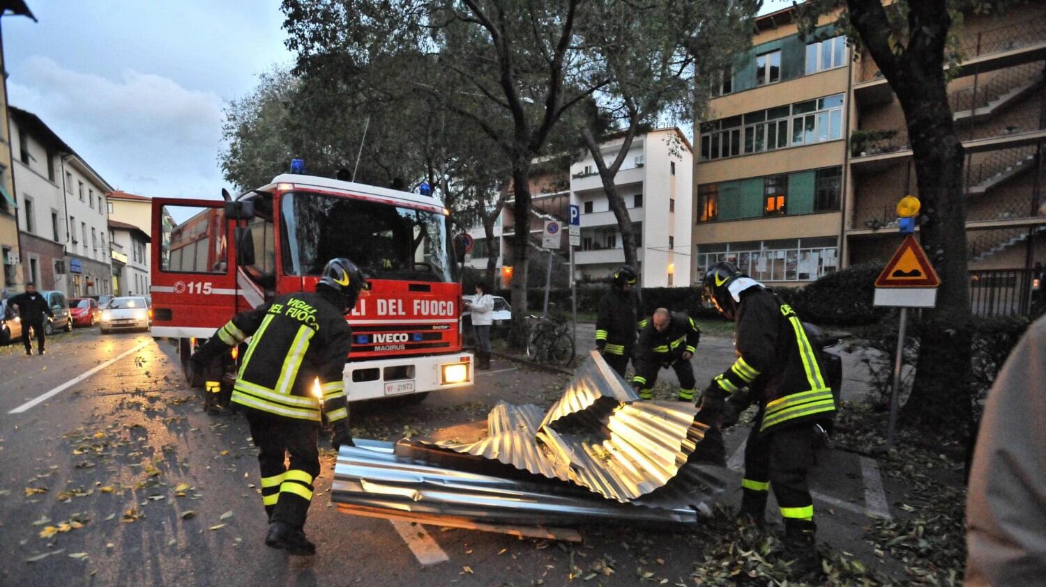 Sud e Centro Italia nella morsa del maltempo. Una donna è morta a Palermo
