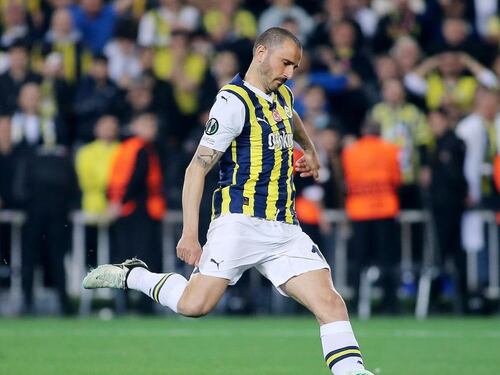 Fenerbahce, Bonucci entra e sbaglia il rigore decisivo