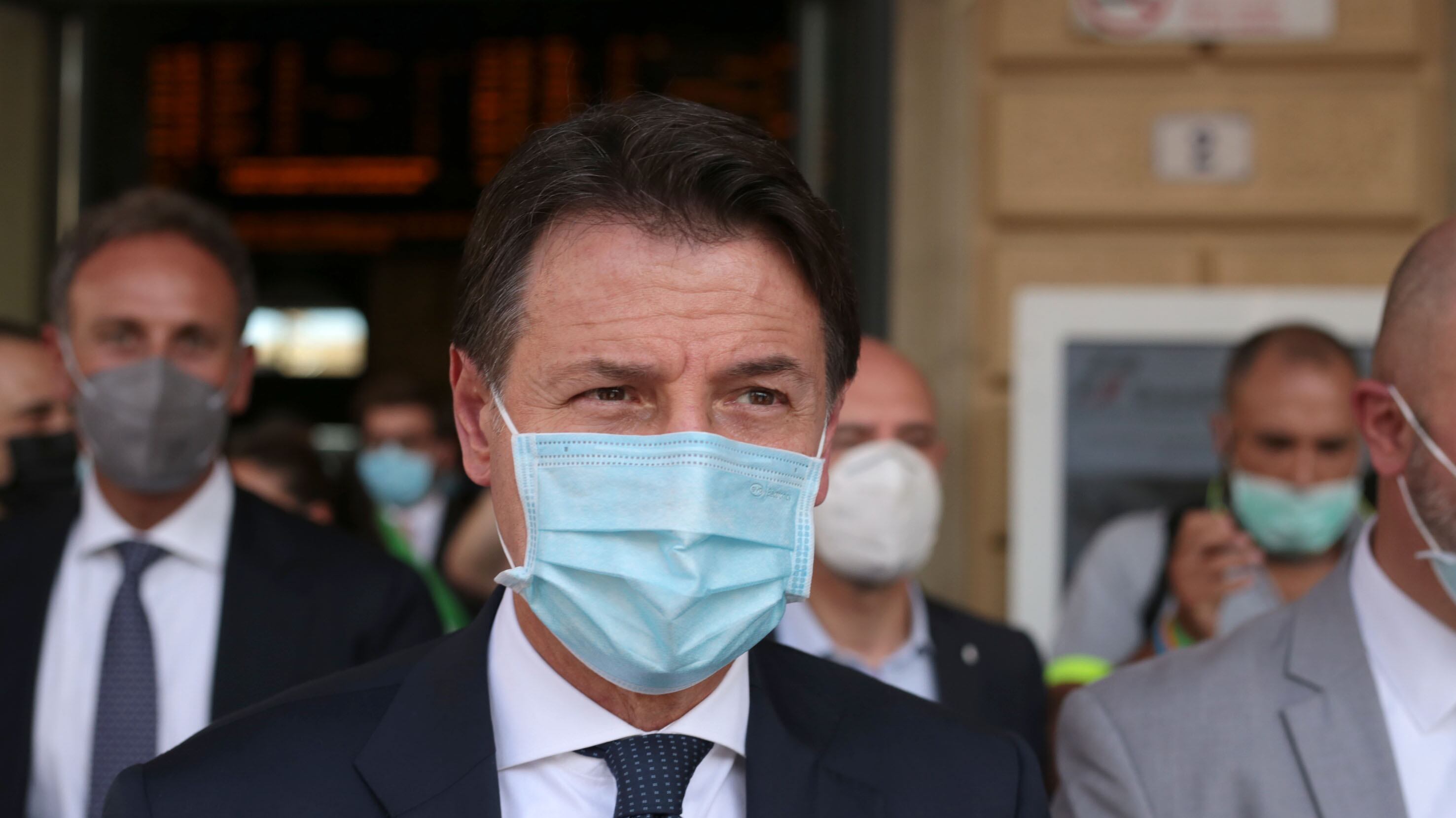 Altra grana per Conte: il duro colpo dagli ex M5s