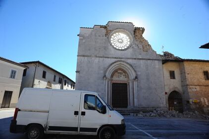 Norcia in macerie 13