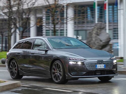 Alla guida dell’Audi S6 e-tron Avant: l’elettrica che non compromette la sportività