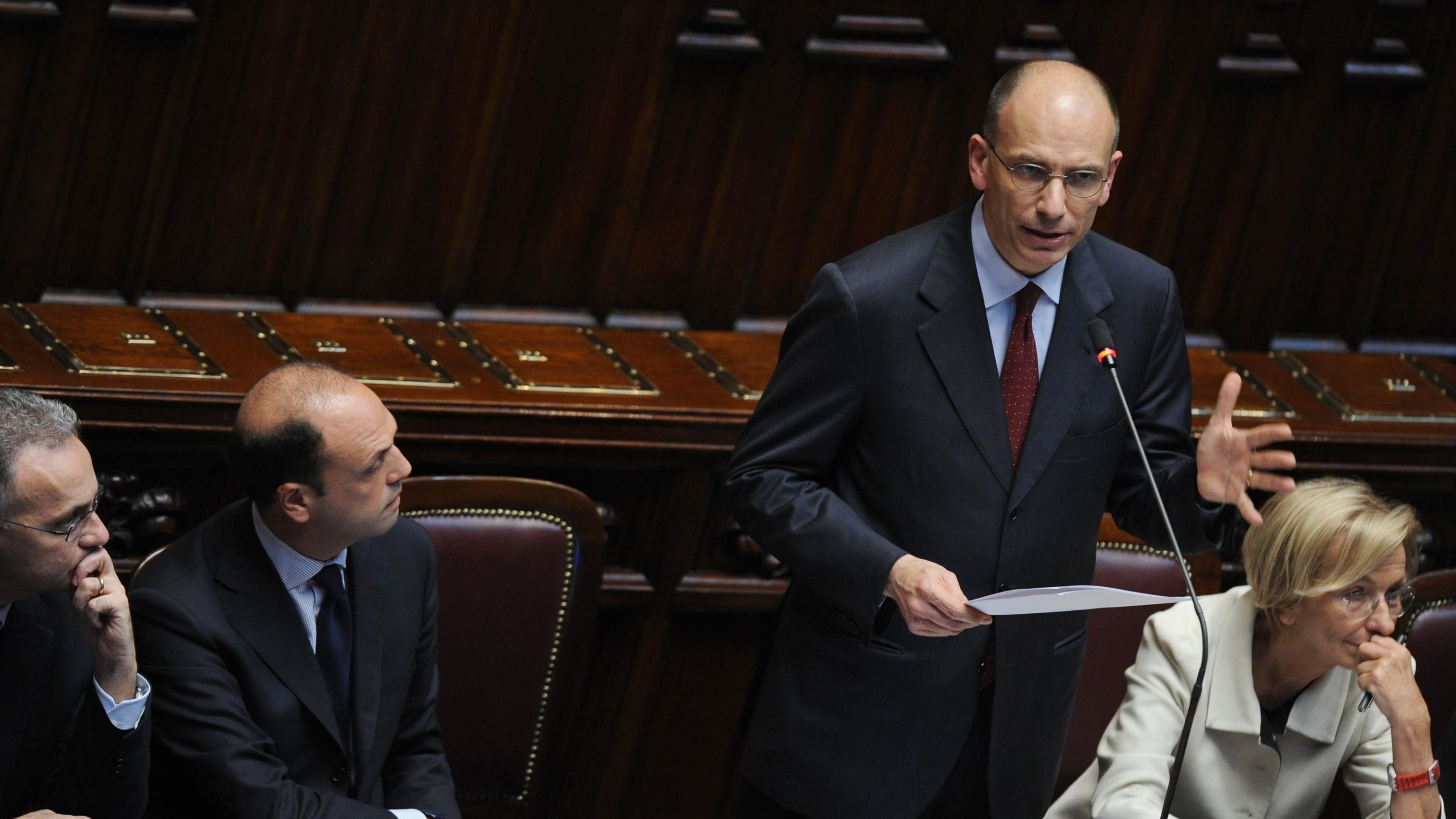 Letta: "Senza crescita l'Italia è perduta, stop Imu e inasprimento Iva"