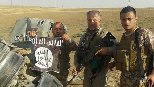 Iraq, i combattenti cristiani di Dwekh Nawsha 7