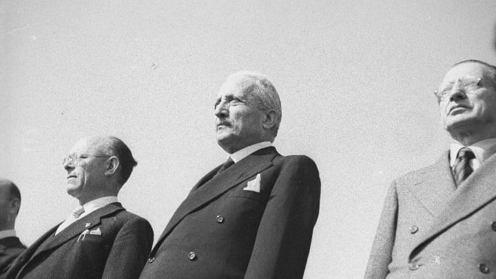 De Nicola, il presidente provvisorio. Fu lui a promulgare la Costituzione