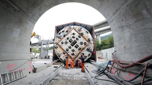 Tav, collaudata la talpa che scaverà il tunnel 1